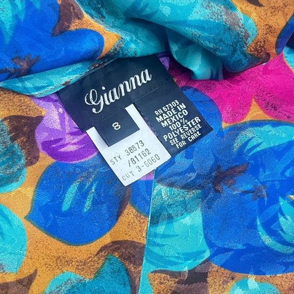 Gianna Vintage Floral top - Picture 3 of 8